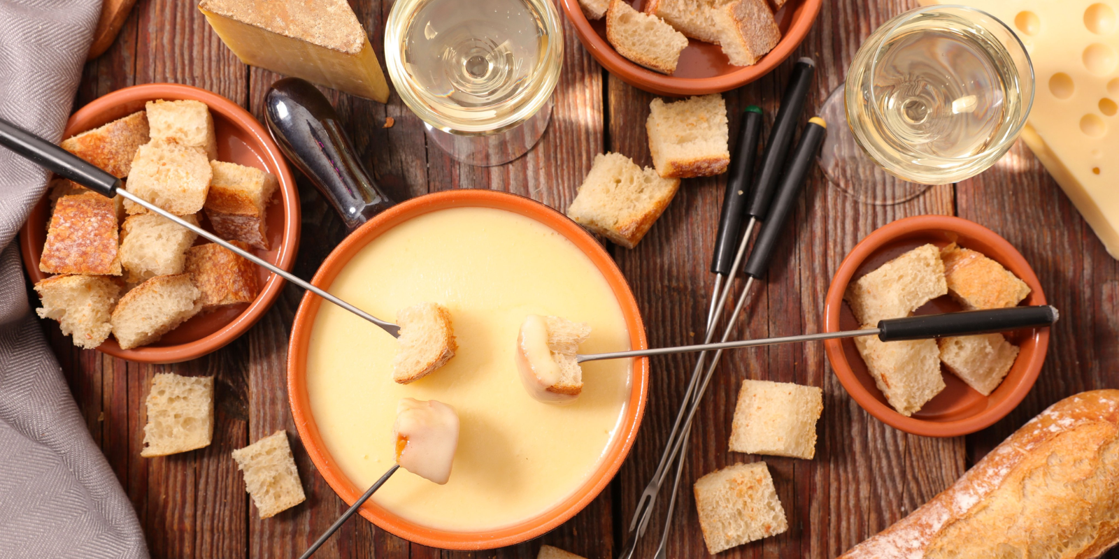 5 Irresistible Recipes to Celebrate Your National Cheese Fondue Day